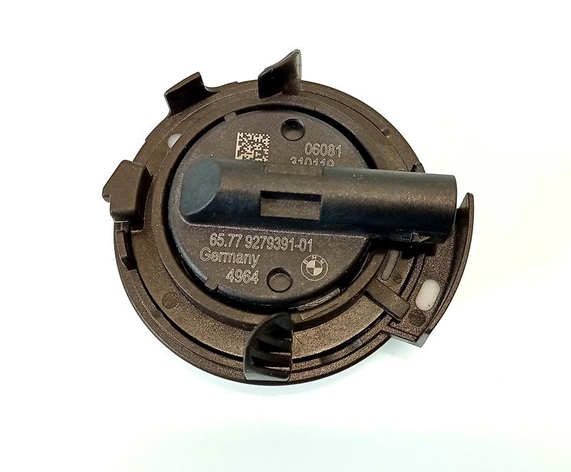 65779279391 Sensor impacto airbag BMW 5 Series F90 M5, 5 Series F90 M5 LCI, 5 Series G30, 5 Series G30 LCI, 5 Series G31 Touring, 5 Series G31 Touring LCI, 5 Series G38, 5 Series G38 LCI, 6 Series G32 GT, 6 Series G32 GT LCI, 7 Series G11, 7 Series G11 LCI, 7 Series G12, 7 Series G12 LCI, 8 Series F91 M8 Convertible, 8 Series F92 M8 Coupé, 8 Series G14 Convertible, 8 Series G15 Coupé, 8 Series G16 Gran Coupé