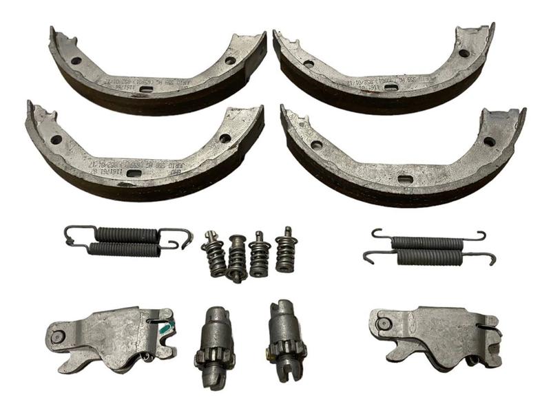 6761292 Pastillas freno de mano BMW 1 Series E81, 1 Series E82, 1 Series E87, 1 Series E87 LCI, 1 Series E88, 2 Series F87 M2 LCI, 3 Series E46, 3 Series E90, 3 Series E90 LCI, 3 Series E91, 3 Series E91 LCI, 3 Series E92, 3 Series E92 LCI, 3 Series E93, 3 Series E93 LCI, 3 Series F30, 3 Series F30 LCI, 3 Series F31, 3 Series F31 LCI, 3 Series F34 GT LCI, 3 Series F35, 3 Series F35 LCI, 3 Series F80 M3 LCI, 4 Series F32, 4 Series F32 LCI, 4 Series F33, 4 Series F33 LCI, 4 Series F36 Gran Coupé LCI, 4 Series F82 M4 LCI, 4 Series F83 M4 LCI, 5 Series E39, X1 E84