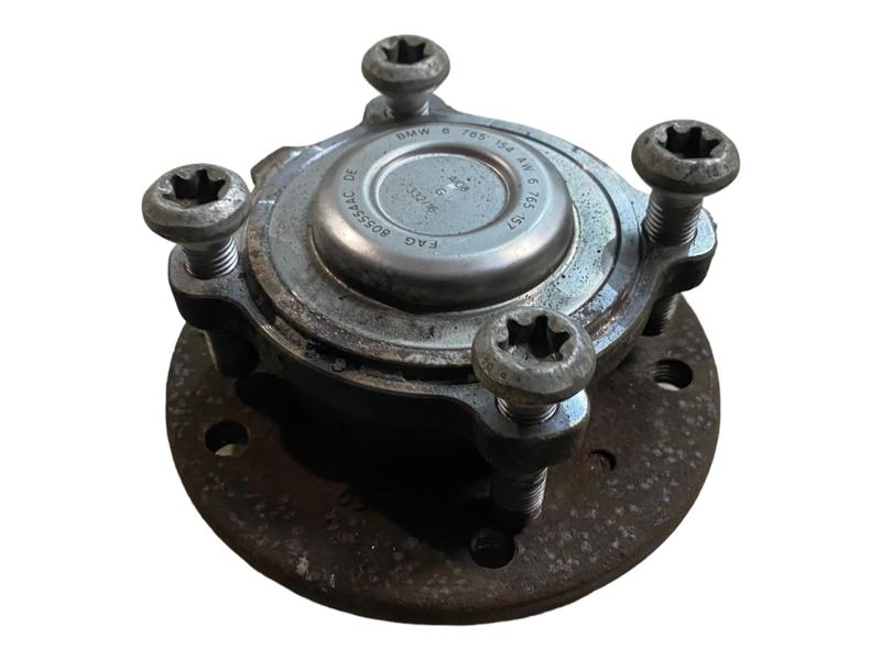 6765154 Cubo rueda delantera X1 E84