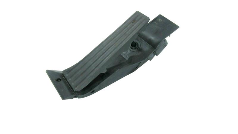 6766931 Pedal acelerador BMW 1 Series F52 Saloon, 2 Series F45 Active Tourer LCI, 2 Series F46 Gran Tourer LCI, 3 Series E90, 3 Series E90 LCI, 3 Series E91, 3 Series E91 LCI, 3 Series E92, 3 Series E92 LCI, 3 Series E93, 3 Series E93 LCI, 5 Series E60, 5 Series E60 LCI, 5 Series E61, 5 Series E61 LCI, 5 Series F10, 5 Series F10 LCI, 5 Series F11, 5 Series F11 LCI, 5 Series F18, 5 Series F18 LCI, 5 Series G30, 5 Series G30 LCI, 6 Series E63, 6 Series E63 LCI, 6 Series E64, 6 Series E64 LCI, 6 Series F06 Gran Coupé LCI, 6 Series F12, 6 Series F12 LCI, 6 Series F13, 6 Series F13 LCI, X1 E84, X1 F48, X2 F39, X3 E83 LCI, X3 F25, X4 F26, Z4 E85, Z4 E89, Z4 G29