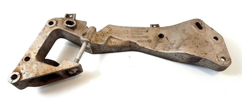 6769281 Soporte caja cambios BMW 1 Series F20, 1 Series F20 LCI, 1 Series F21, 1 Series F21 LCI, 2 Series F22, 2 Series F22 LCI, 2 Series F23, 2 Series F23 LCI, 3 Series E90, 3 Series E90 LCI, 3 Series E91, 3 Series E91 LCI, 3 Series E92, 3 Series E92 LCI, 3 Series F30, 3 Series F30 LCI, 3 Series F31, 3 Series F31 LCI, 3 Series F34 GT LCI, 3 Series F35, 3 Series F35 LCI, 4 Series F32, 4 Series F32 LCI, 4 Series F33, 4 Series F33 LCI, 4 Series F36 Gran Coupé LCI, 5 Series E60, 5 Series E60 LCI, 5 Series E61, 5 Series E61 LCI, X1 E84