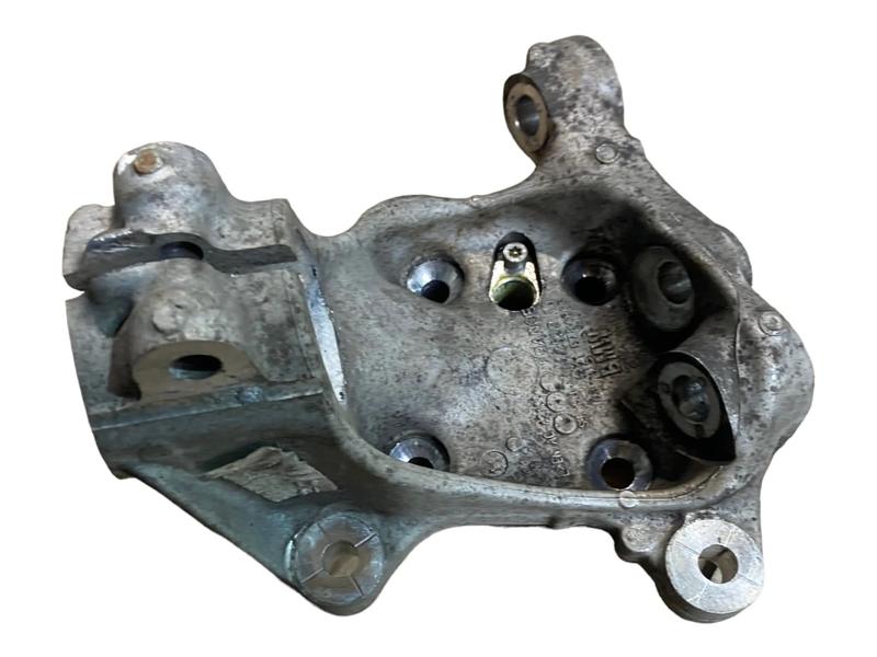 6784865 Mangueta delantera X1 E84