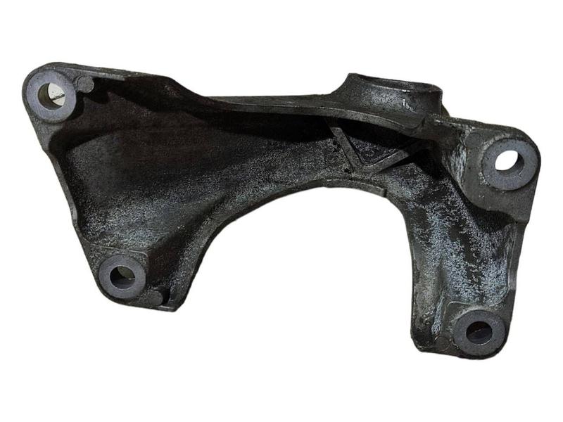 6788606 Soporte motor 1 Series F20, 1 Series F20 LCI, 1 Series F21, 1 Series F21 LCI, 2 Series F22, 2 Series F22 LCI, 2 Series F23, 2 Series F23 LCI, 3 Series F30, 3 Series F30 LCI, 3 Series F31, 3 Series F31 LCI, 3 Series F34 GT, 3 Series F34 GT LCI, 3 Series F35, 3 Series F35 LCI, 4 Series F32, 4 Series F32 LCI, 4 Series F33, 4 Series F33 LCI, 4 Series F36 Gran Coupé, 4 Series F36 Gran Coupé LCI