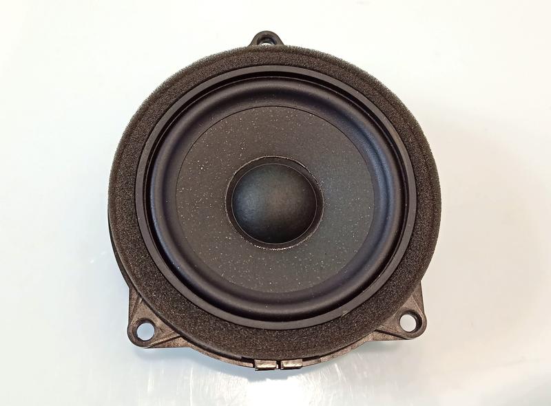 6809629 Altavoz panel BMW X3 G01, X3 G08, X3 M F97, X4 G02, X4 M F98, X5 G05, X6 G06, X7 G07