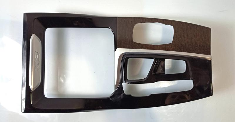 6822047 Embellecedor salpicadero BMW X3 G01, X3 G08, X4 G02