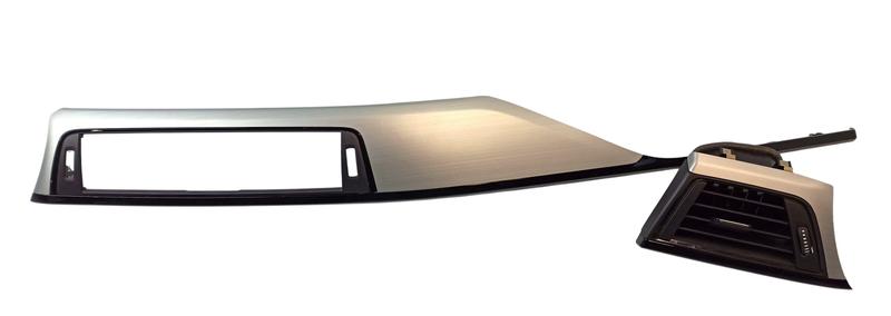 6827340 Embellecedor consola central BMW 3 Series F30, 3 Series F30 LCI, 3 Series F31, 3 Series F31 LCI, 3 Series F34 GT LCI, 3 Series F35, 3 Series F35 LCI, 4 Series F32, 4 Series F32 LCI, 4 Series F33, 4 Series F33 LCI, 4 Series F36 Gran Coupé LCI