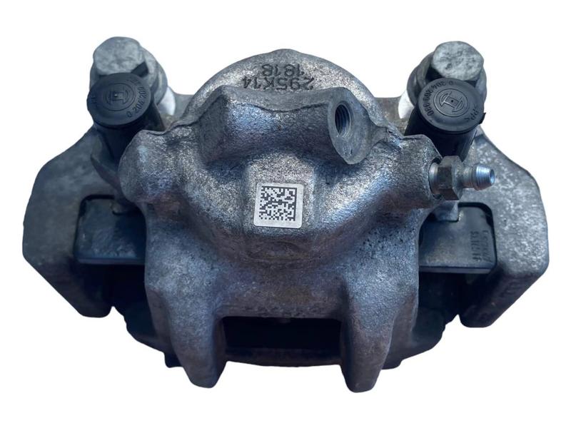 6850650 Pinza freno delantera 1 Series F20, 1 Series F20 LCI, 1 Series F21, 1 Series F21 LCI, 3 Series F30, 3 Series F30 LCI, 3 Series F31, 3 Series F31 LCI, 3 Series F34 GT LCI, 3 Series F35, 4 Series F32, 4 Series F32 LCI, 4 Series F33, 4 Series F33 LCI, 4 Series F36 Gran Coupé LCI