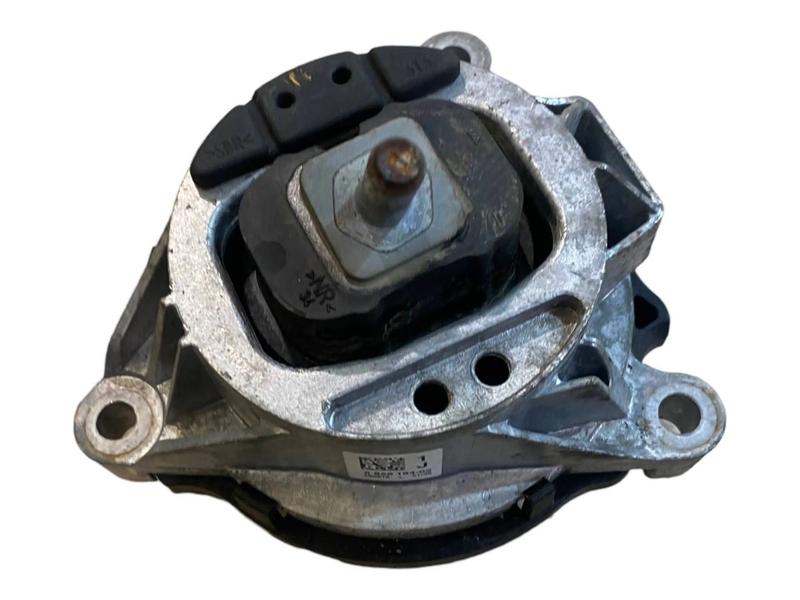 6856184 Soporte motor BMW 1 Series F20, 1 Series F20 LCI, 1 Series F21, 1 Series F21 LCI, 2 Series F22, 2 Series F22 LCI, 2 Series F23, 2 Series F23 LCI, 3 Series F30, 3 Series F30 LCI, 3 Series F31, 3 Series F31 LCI, 3 Series F34 GT LCI, 3 Series F35, 3 Series F35 LCI, 4 Series F32, 4 Series F32 LCI, 4 Series F33, 4 Series F33 LCI, 4 Series F36 Gran Coupé LCI, X3 F25, X4 F26