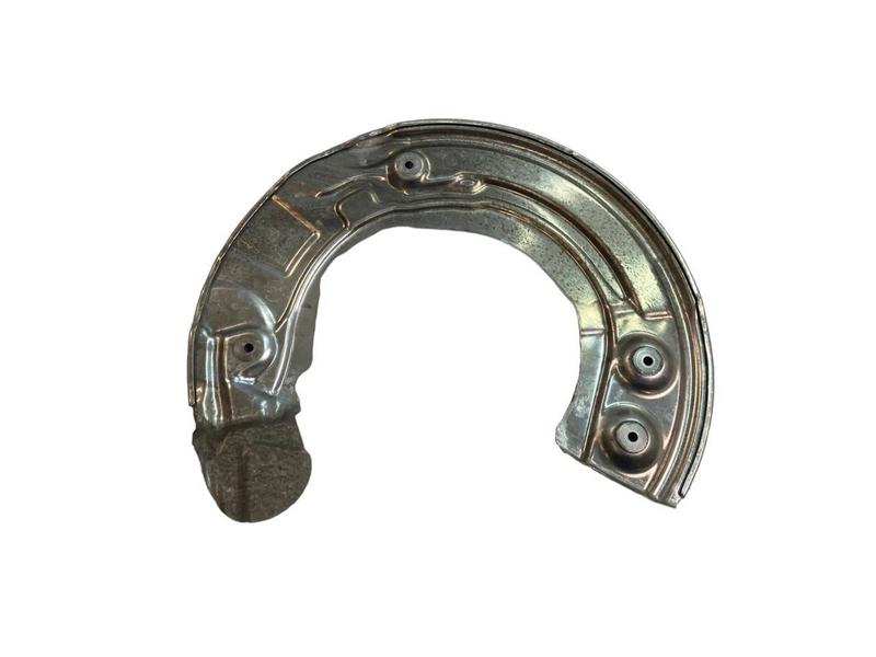 6861798 Placa protección disco delantero BMW 5 Series G30, 5 Series G30 LCI, 5 Series G31 Touring, 5 Series G31 Touring LCI, 5 Series G38, 5 Series G38 LCI, 6 Series G32 GT, 6 Series G32 GT LCI, 7 Series G11, 7 Series G11 LCI, 7 Series G12, 7 Series G12 LCI, 8 Series G14 Convertible, 8 Series G15 Coupé, 8 Series G16 Gran Coupé