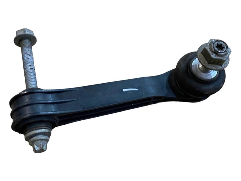 6869096 Bieleta barra estabilizadora trasera 5 Series F90 M5, 5 Series F90 M5 LCI, 5 Series G30, 5 Series G30 LCI, 5 Series G31 Touring, 5 Series G31 Touring LCI, 5 Series G38, 5 Series G38 LCI, 6 Series G32 GT, 6 Series G32 GT LCI, 7 Series G11, 7 Series G11 LCI, 7 Series G12, 7 Series G12 LCI, 8 Series F91 M8 Convertible, 8 Series F92 M8 Coupé, 8 Series F93 M8 Gran Coupé, 8 Series G14 Convertible, 8 Series G15 Coupé, 8 Series G16 Gran Coupé