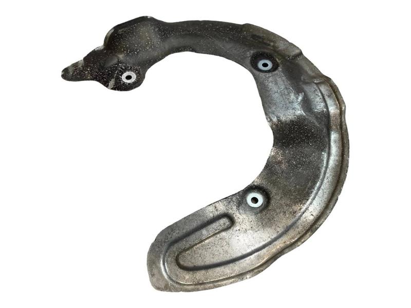 6869780 Placa protección disco delantero BMW 1 Series F40, 1 Series F52 Saloon, 2 Series F45 Active Tourer LCI, 2 Series F46 Gran Tourer LCI, MINI Cabrio F57, MINI Clubman F54 LCI, MINI Countryman F60, MINI F55, MINI F56, X1 F48 LCI, X2 F39