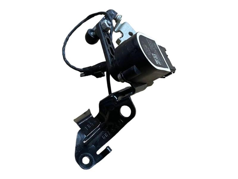 6870000 Sensor corrector óptico faro BMW 1 Series F20, 1 Series F20 LCI, 1 Series F21, 1 Series F21 LCI, 1 Series F40, 2 Series F22, 2 Series F22 LCI, 2 Series F23, 2 Series F23 LCI, 2 Series F46 Gran Tourer, 2 Series F46 Gran Tourer LCI, 2 Series F87 M2 LCI, 3 Series F30, 3 Series F30 LCI, 3 Series F31, 3 Series F31 LCI, 3 Series F34 GT LCI, 3 Series F35, 3 Series F35 LCI, 3 Series F80 M3 LCI, 3 Series G20 Saloon, 3 Series G20 Saloon LCI, 3 Series G21 Touring, 3 Series G21 Touring LCI, 3 Series G28 Saloon, 3 Series G28 Saloon LCI, 4 Series F32, 4 Series F32 LCI, 4 Series F33, 4 Series F33 LCI, 4 Series F36 Gran Coupé LCI, 4 Series F82 M4 LCI, 4 Series F83 M4 LCI, 5 Series F07 GT LCI, 5 Series F10, 5 Series F10 LCI, 5 Series F11, 5 Series F11 LCI, 5 Series F18, 5 Series F18 LCI, 5 Series F90 M5, 5 Series F90 M5 LCI, 5 Series G30, 5 Series G30 LCI, 5 Series G31 Touring, 5 Series G31 Touring LCI, 5 Series G38, 5 Series G38 LCI, 6 Series F06 Gran Coupé LCI, 6 Series F12, 6 Series F12 LCI, 6 Series F13, 6 Series F13 LCI, 6 Series G32 GT, 6 Series G32 GT LCI, 7 Series F01, 7 Series F01 LCI, 7 Series F02, 7 Series F02 LCI, 7 Series F04 Hybrid, 7 Series G11, 7 Series G11 LCI, 7 Series G12, 7 Series G12 LCI, 8 Series F91 M8 Convertible, 8 Series F92 M8 Coupé, 8 Series G14 Convertible, 8 Series G15 Coupé, 8 Series G16 Gran Coupé, i3 I01 LCI, i8 I12 LCI, i8 I15, MINI F55, MINI F56, X2 F39, X3 F25, X4 F26, Z4 G29