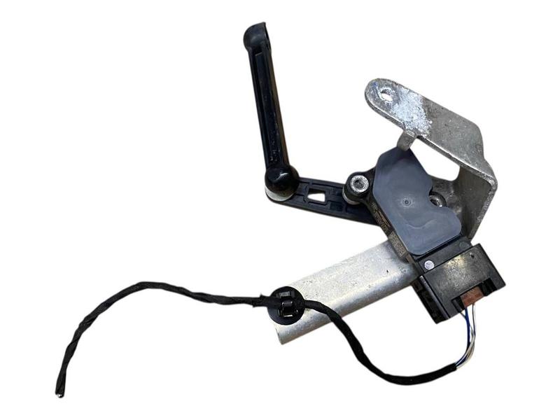 6870200 Sensor corrector óptico faro BMW 2 Series F45 Active Tourer LCI, 2 Series F46 Gran Tourer LCI, i3 I01 LCI, i8 I12 LCI, i8 I15, iX3 G08 BEV, MINI Cabrio F57, MINI Clubman F54, MINI Countryman F60, MINI F55, MINI F56, X1 F48 LCI, X2 F39, X3 G01, X3 M F97, X4 G02, X4 M F98, X5 F15, X5 G05, X5 M F85, X5 M F95, X6 F16, X6 G06, X6 M F86, X6 M F96, X7 G07