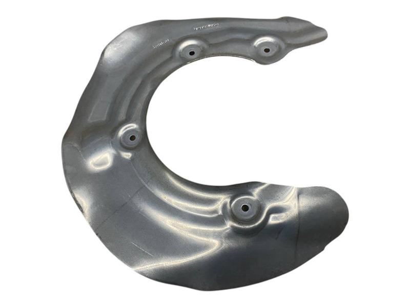 6870532 Placa protección disco trasero BMW X3 G01, X3 G08, X3 M F97, X4 G02, X4 M F98