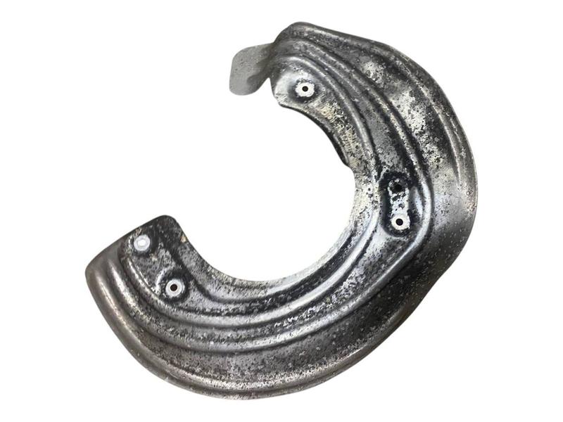 6871337 Placa protección disco delantero BMW 3 Series G20 Saloon, 3 Series G20 Saloon LCI, 3 Series G21 Touring, 3 Series G21 Touring LCI, 4 Series G22 Coupé, 4 Series G22 Coupé LCI, 4 Series G23 Convertible, 4 Series G26 Gran Coupé, Z4 G29