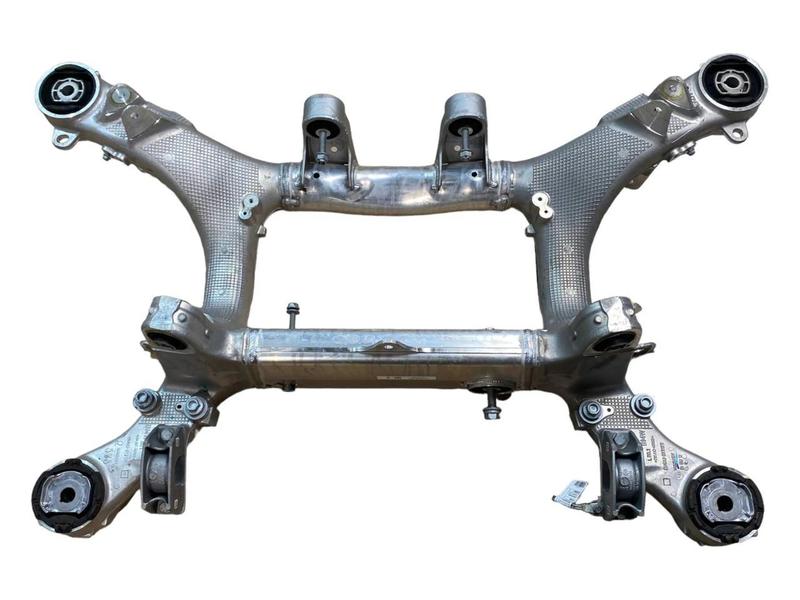 6873232 Subchasis trasero 8 Series G14 Convertible, 8 Series G15 Coupé