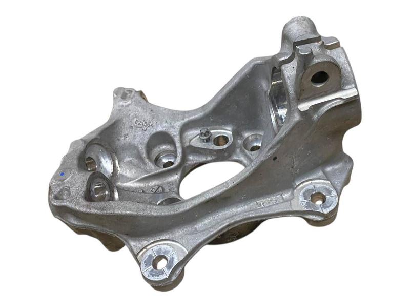 6877146 Mangueta delantera BMW 3 Series G20 Saloon, 3 Series G20 Saloon LCI, 3 Series G21 Touring LCI, 3 Series G28 Saloon, 3 Series G28 Saloon LCI, 4 Series G22 Coupé LCI, 4 Series G23 Convertible LCI