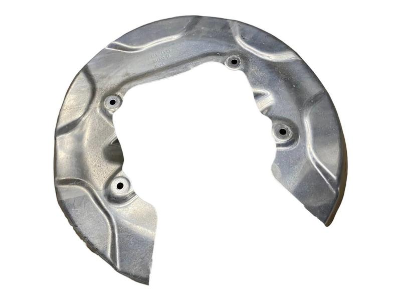 6892749 Placa protección disco trasero BMW 1 Series F70, 2 Series F74 Gran Coupé, 2 Series F78 Gran Coupé, 2 Series U06 Active Tourer, X1 U11, X1L U12, X2 U10