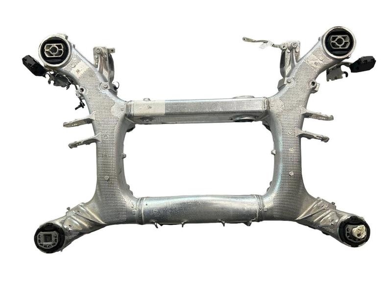 6894149 Subchasis trasero X5 G05, X6 G06, X7 G07