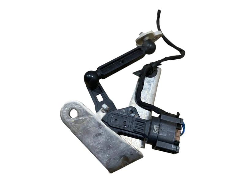 6895467 Sensor corrector óptico faro BMW X7 G07