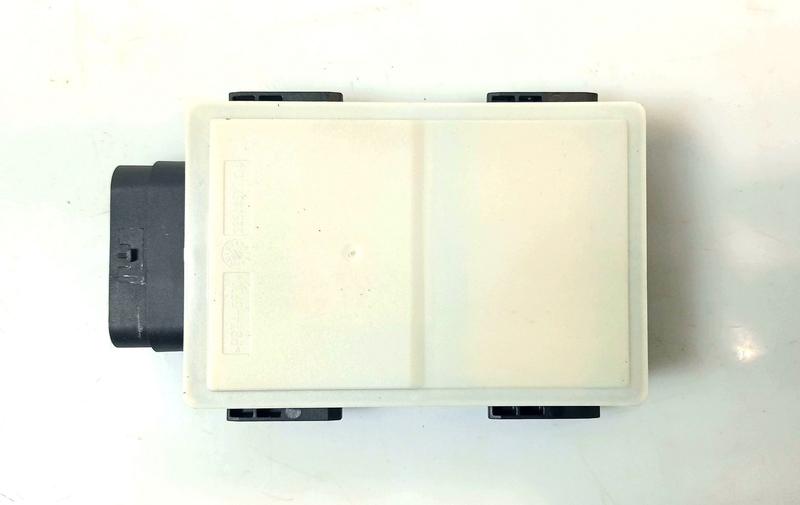 6896672 Módulo ángulo muerto BMW 3 Series G20 Saloon, 3 Series G20 Saloon LCI, 5 Series F90 M5, 5 Series F90 M5 LCI, 5 Series G30, 5 Series G30 LCI, 5 Series G31 Touring, 5 Series G31 Touring LCI, 5 Series G38, 5 Series G38 LCI, 6 Series G32 GT, 6 Series G32 GT LCI, 7 Series G11, 7 Series G11 LCI, 7 Series G12, 7 Series G12 LCI, 8 Series G14 Convertible, 8 Series G15 Coupé, X3 G01, X3 G08, X4 G02, X5 G05, X7 G07, Z4 G29