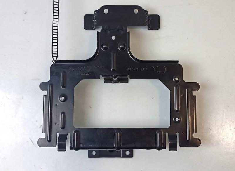 6927700 Otras piezas interiores BMW 1 Series E81, 1 Series E82, 1 Series E87, 1 Series E87 LCI, 1 Series E88, 3 Series E90, 3 Series E90 LCI, 3 Series E91, 3 Series E91 LCI, 3 Series E92, 3 Series E92 LCI, 3 Series E93, 3 Series E93 LCI, X1 E84, Z4 E89