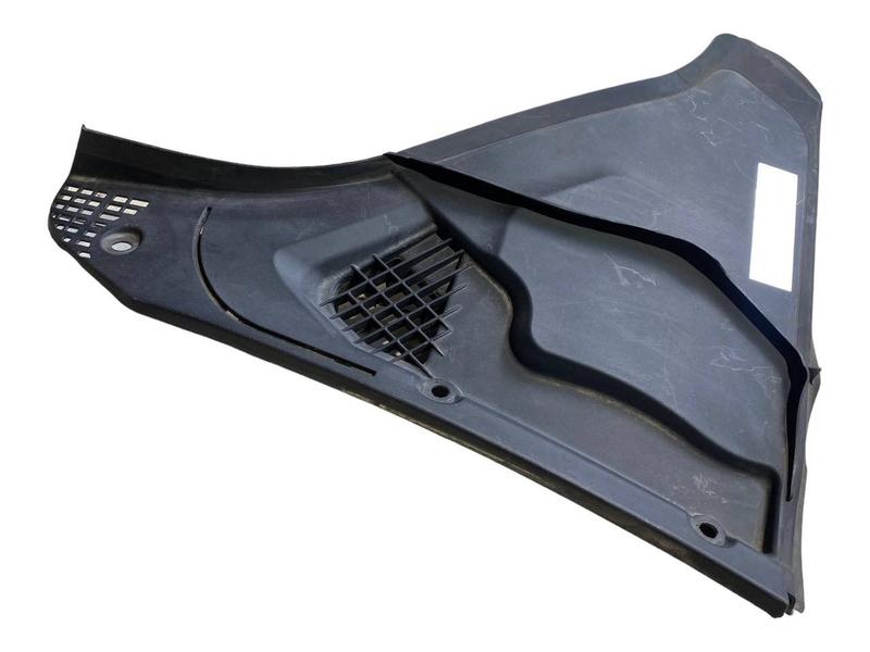 6987605 Embellecedor limpiaparabrisas 5 Series F10, 5 Series F10 LCI, 5 Series F11, 5 Series F11 LCI, 5 Series F18, 5 Series F18 LCI, 6 Series F06 Gran Coupé LCI, 6 Series F12, 6 Series F12 LCI, 6 Series F13, 6 Series F13 LCI