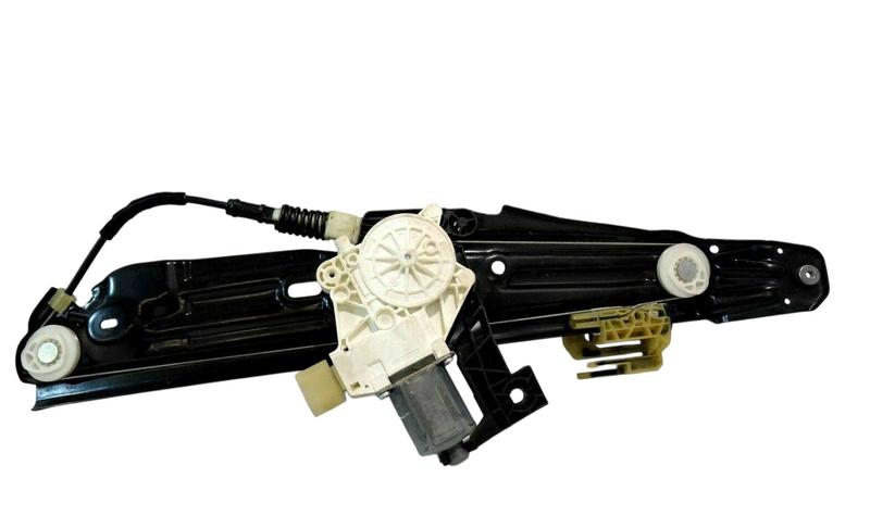 7046032 Elevalunas con motor puerta delantera BMW 1 Series F21, 1 Series F21 LCI, 2 Series F22, 2 Series F22 LCI