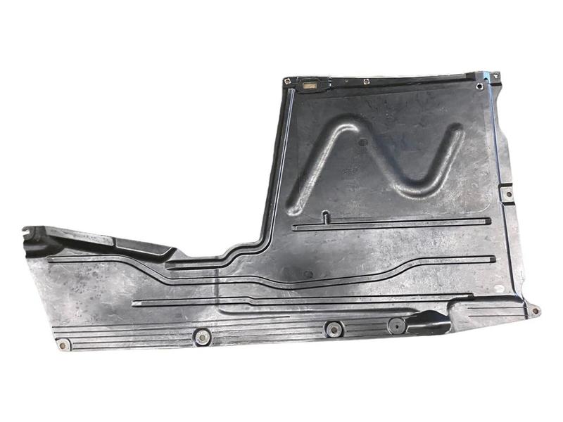 7241831 Protector central inferior 1 Series F20, 1 Series F20 LCI, 1 Series F21, 1 Series F21 LCI, 2 Series F22, 2 Series F22 LCI, 2 Series F23, 2 Series F23 LCI, 3 Series F30, 3 Series F30 LCI, 3 Series F31, 3 Series F31 LCI, 3 Series F34 GT LCI, 3 Series F35, 3 Series F35 LCI, 4 Series F32, 4 Series F32 LCI, 4 Series F33, 4 Series F33 LCI, 4 Series F36 Gran Coupé LCI