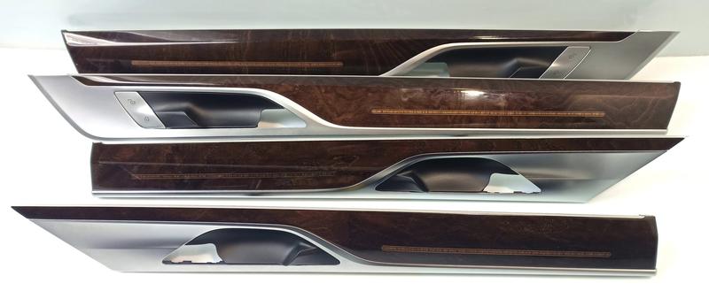 7450767 Barra embellecedora puerta delantera BMW 7 Series G11, 7 Series G11 LCI, 7 Series G12, 7 Series G12 LCI