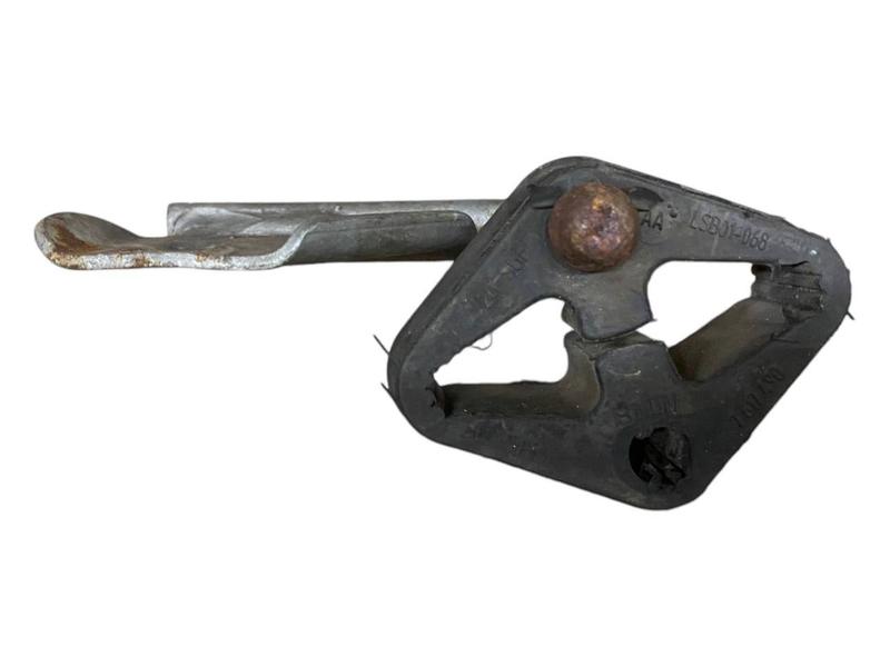 7549977 Soporte silenciador BMW 1 Series E81, 1 Series E82, 1 Series E87, 1 Series E87 LCI, 1 Series E88, 3 Series E90, 3 Series E90 LCI, 3 Series E91, 3 Series E91 LCI, 3 Series E92, 3 Series E92 LCI, 3 Series E93, 3 Series E93 LCI, X1 E84