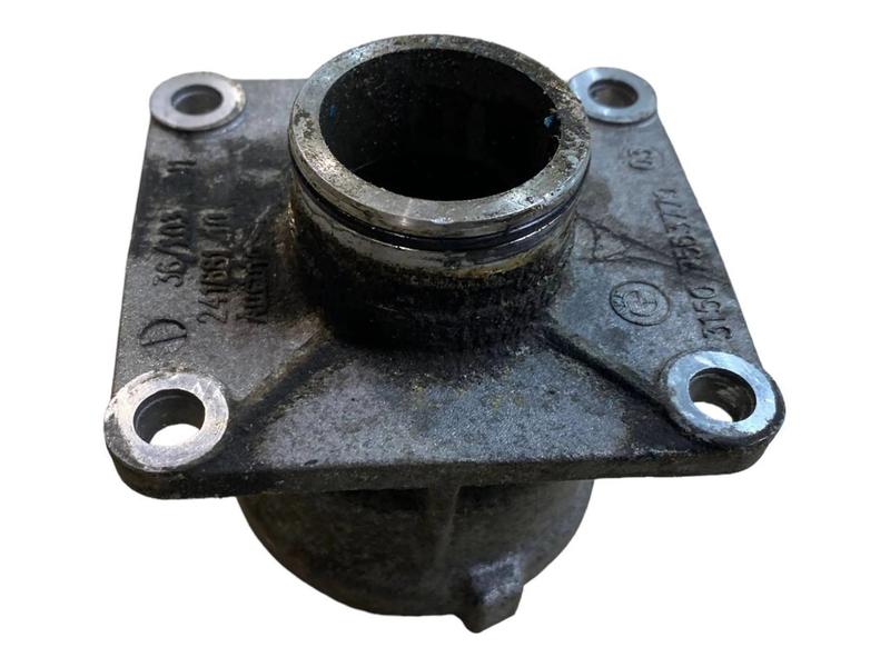 7563779 Soporte rodamiento semieje BMW X5 F15