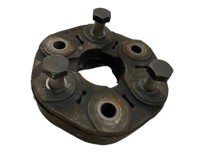 8681477 Acoplamiento árbol transmisión trasero BMW 3 Series G20 Saloon, 3 Series G20 Saloon LCI, 3 Series G21 Touring, 3 Series G21 Touring LCI, 3 Series G28 Saloon, 3 Series G28 Saloon LCI, 5 Series G30, 5 Series G30 LCI, 7 Series G11, 7 Series G11 LCI, 7 Series G12, 7 Series G12 LCI, 8 Series G16 Gran Coupé, X3 G01