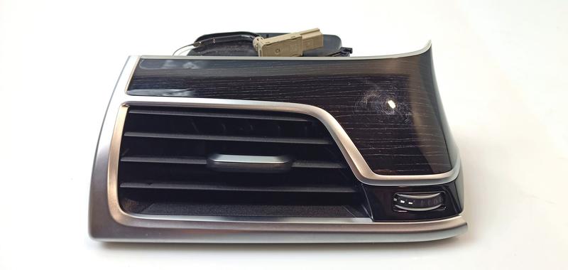 9299497 Rejilla lateral salpicadero BMW 7 Series G11, 7 Series G11 LCI, 7 Series G12, 7 Series G12 LCI