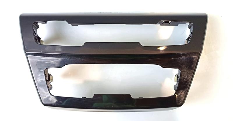 9305907 Embellecedor climatización BMW X1 F48 LCI, X2 F39