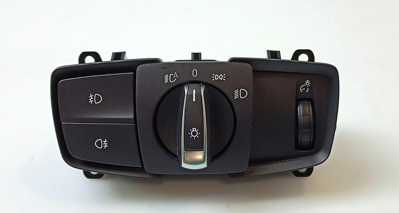 9387286 Interruptor luces BMW 1 Series F20, 1 Series F20 LCI, 1 Series F21, 2 Series F22, 2 Series F22 LCI, 3 Series F30, 3 Series F30 LCI, 4 Series F32, 4 Series F32 LCI