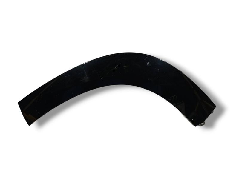 9450921 Embellecedor paso de rueda trasero BMW XM G09