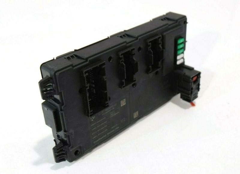 9866979 61359866978 9866978 Módulo confort 3 Series F80 M3