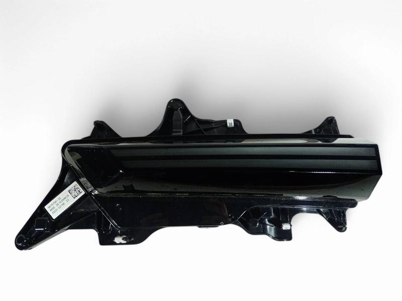 9879758 Pilotos traseros BMW XM G09